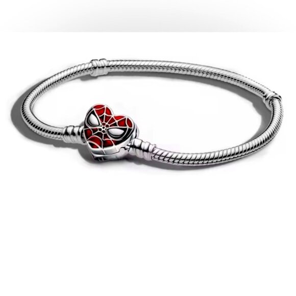 🐘🐘 Disney’s Pandora Spider-Man Charm Bracelet - Picture 1 of 4